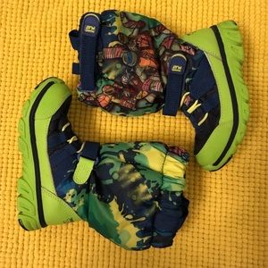 Stride rite tmnt boot snoot